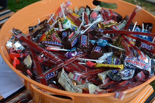 candy bowl halloween