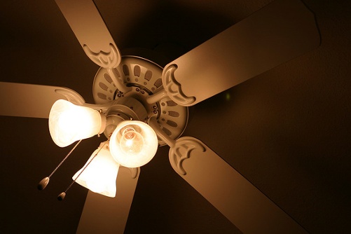 incandescent light bulb ceiling fan internal heat gain